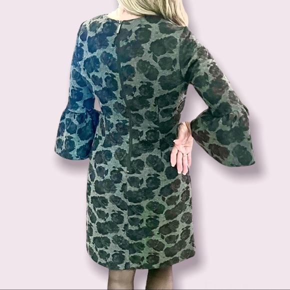 Calvin Klein Quilted Black & Gray Floral Dress with Flared Sleeves Size 4 - Picture 4 of 8